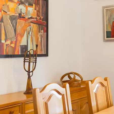 Villa Margarita Pins