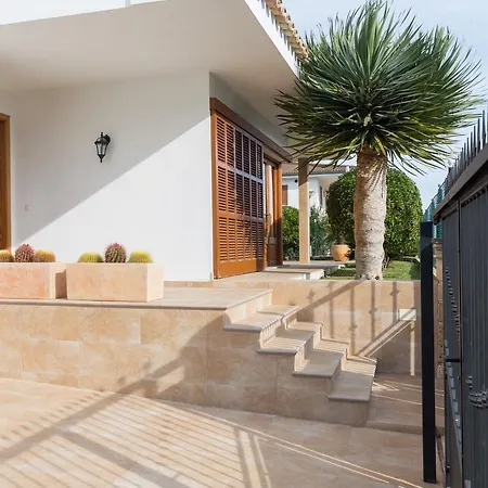 Margarita Pins Villa